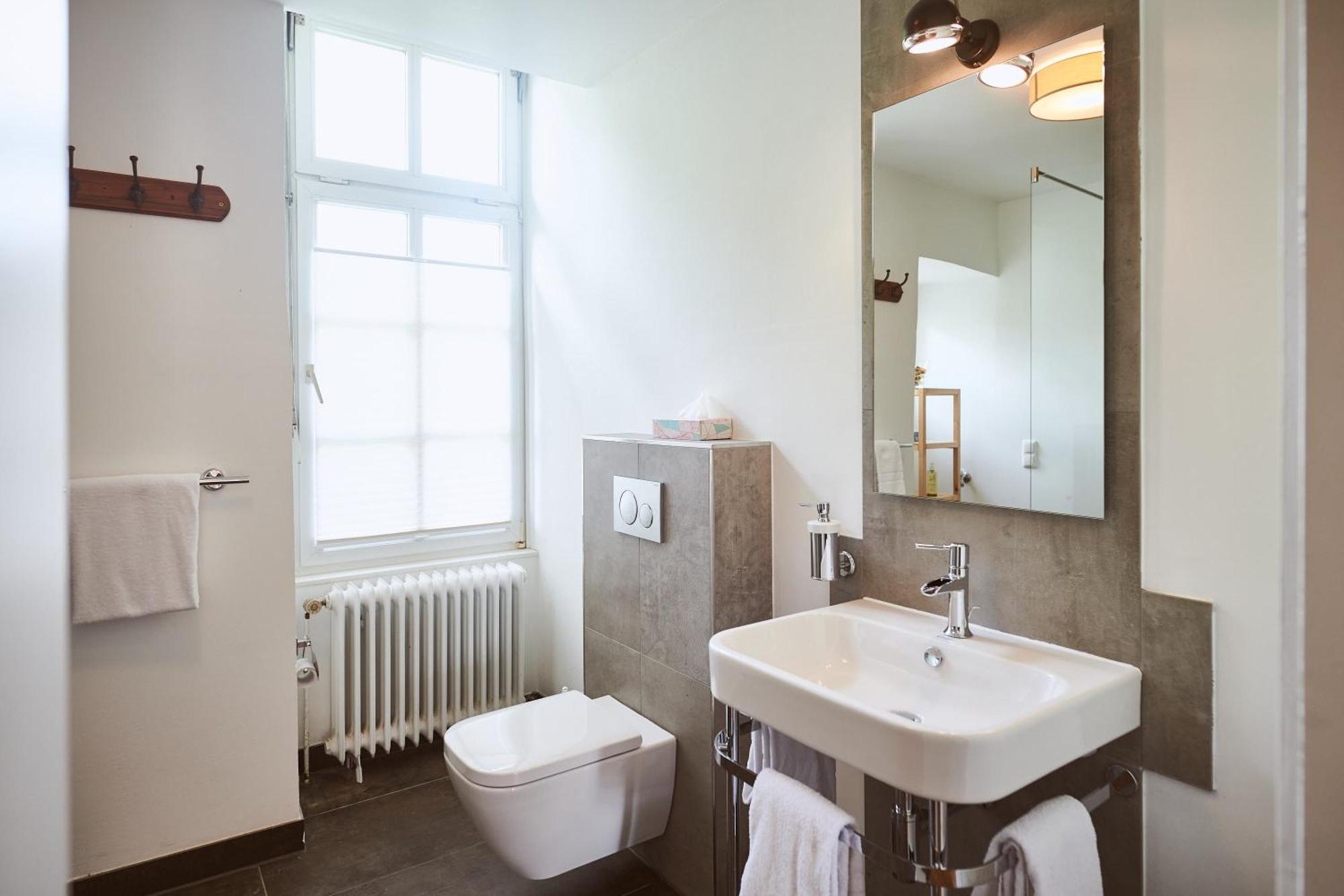 Gutshotel Baron Knyphausen Eltville am Rhein Buitenkant foto